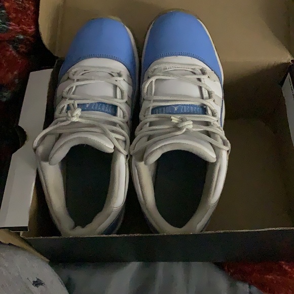 Air Jordan 11 retro low - Picture 2 of 3